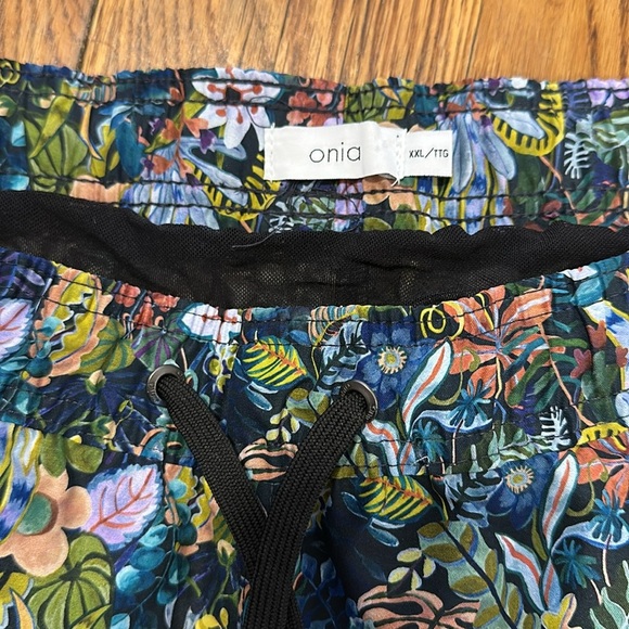 Onia Liberty Charles Shorts Liberty Botanical art fabrics swim mesh lined XXL - Picture 3 of 6